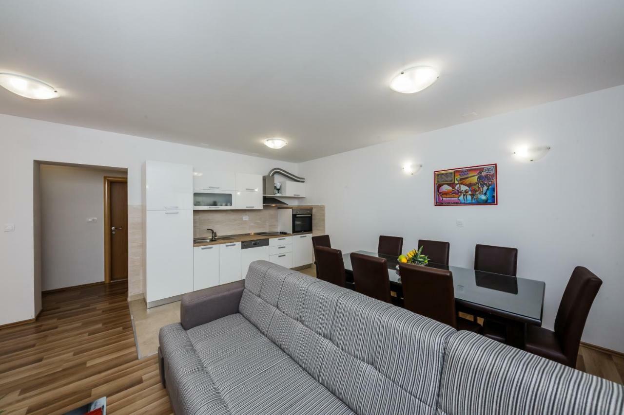 Apartments Selak Split Eksteriør bilde